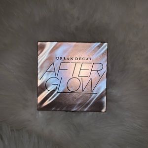 Urban Decay After Glow Palette 😍😍😍